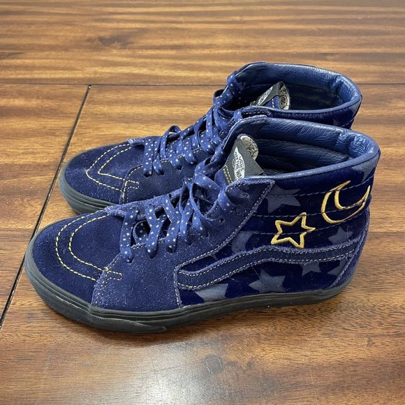 Disney x Vans Sk8-Hi Sorcerers Apprentice Mickey Mouse Fantasia Womens Size 8 - Picture 3 of 8